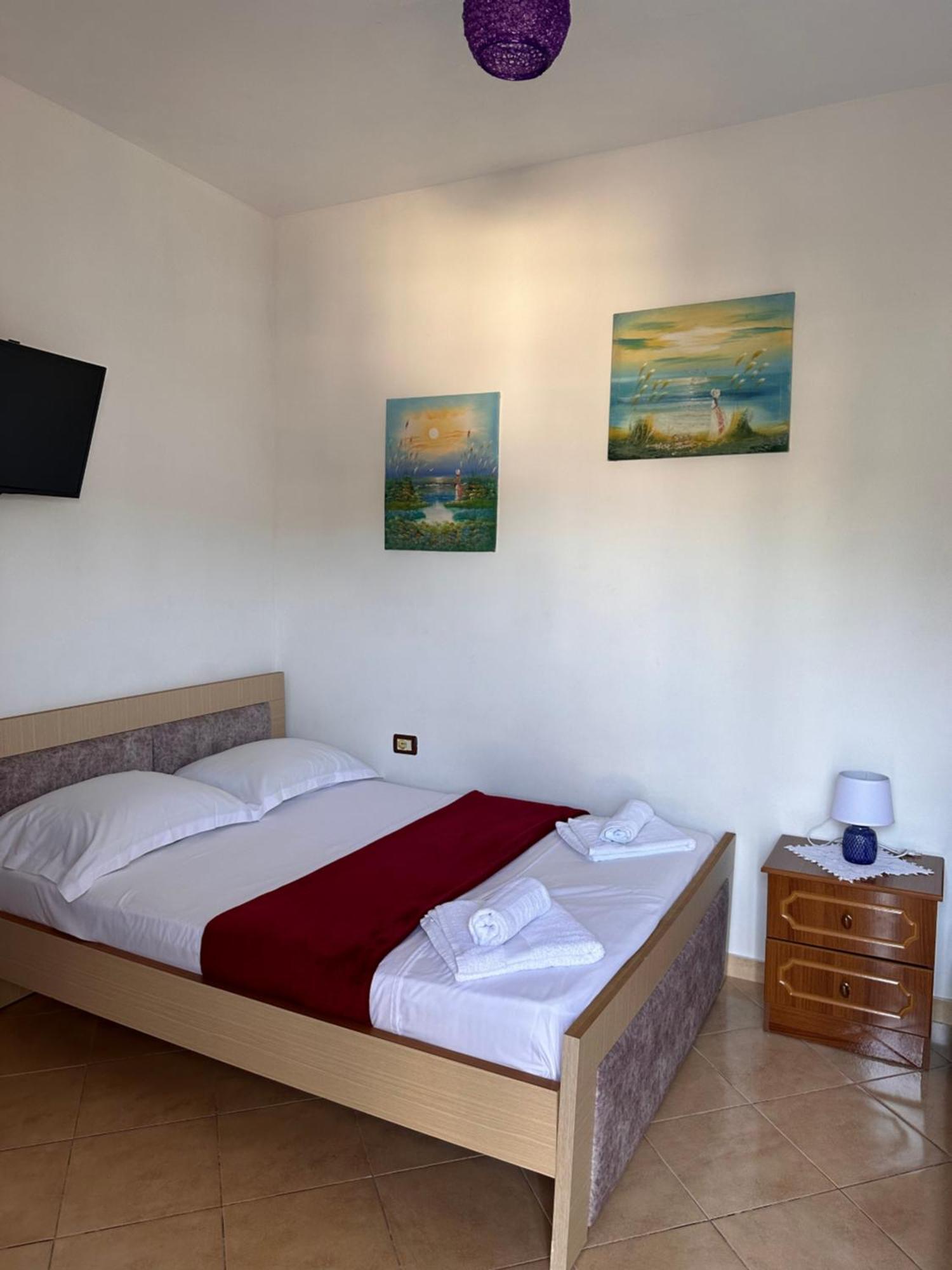 Albi'S Guesthouse Ksamil Exterior foto